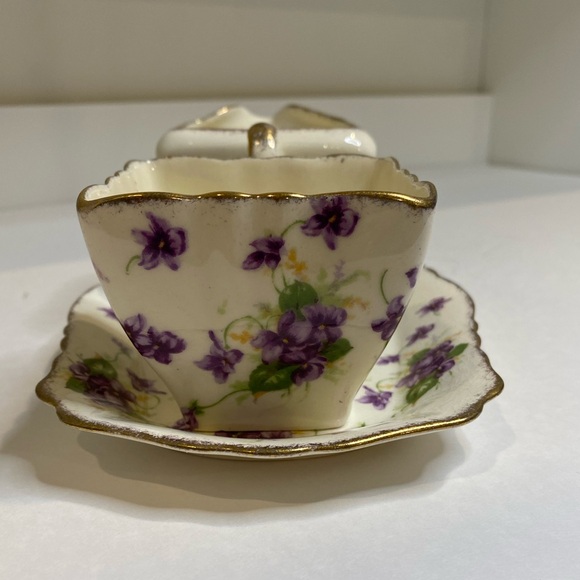 Vtg James Kent Bone China Cream, Sugar and Tray to Hold Both Purple Flowers - Picture 4 of 14